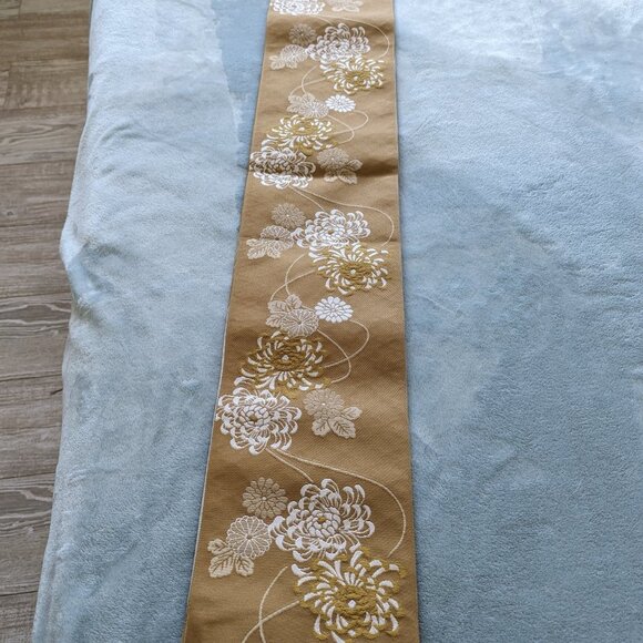 Vintage long golden obi kimono belt - Picture 4 of 5